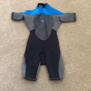 Boys short wet suit
